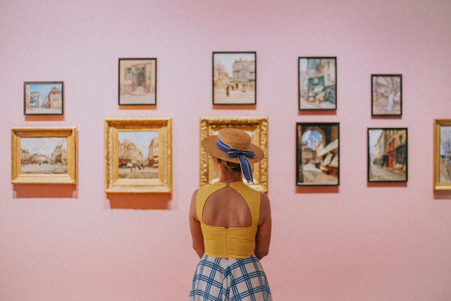 Looking at paintings displayed in the Bendigo Art Gallery